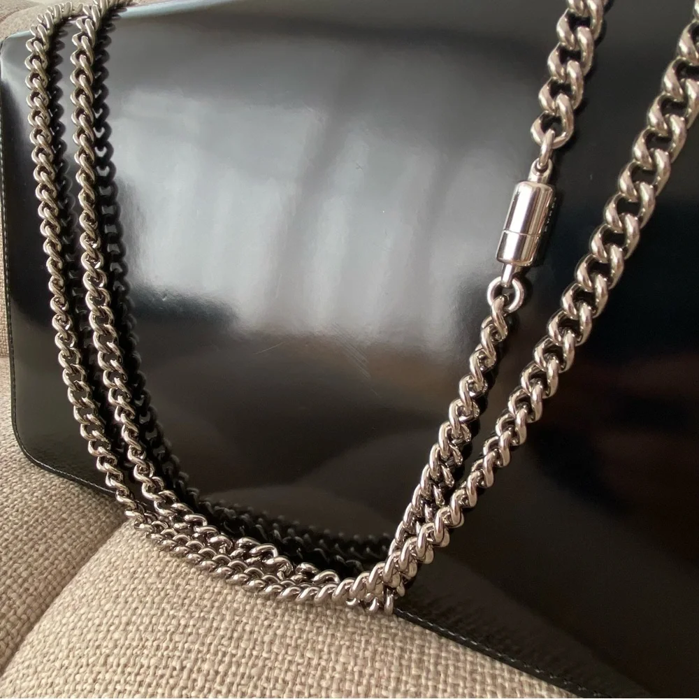GUCCI GG Interlocking shoulder in black leather Medium size - Picture 6 of 15